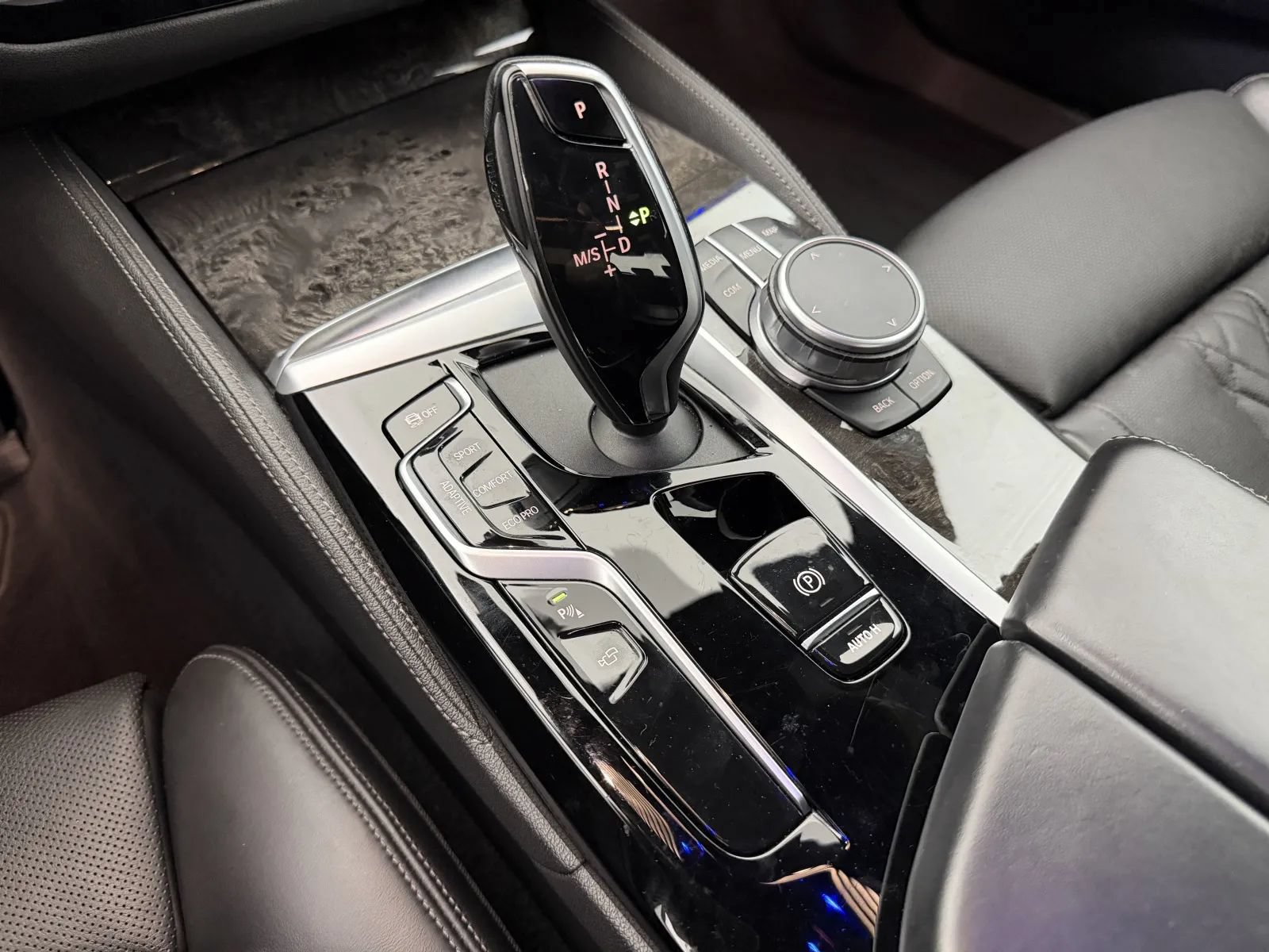 Used 2021 BMW M550i xDrive AWD/4WD image 42