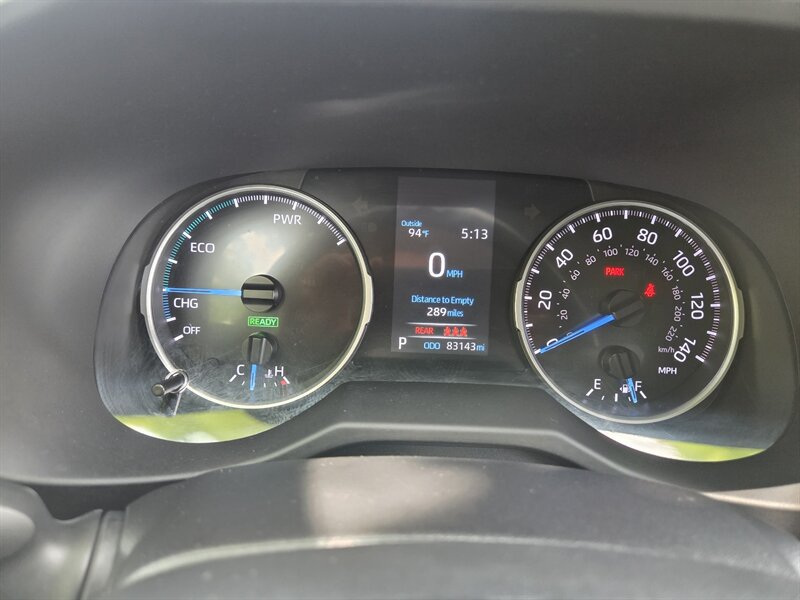 Used 2022 Toyota RAV4 LE AWD/4WD image 17