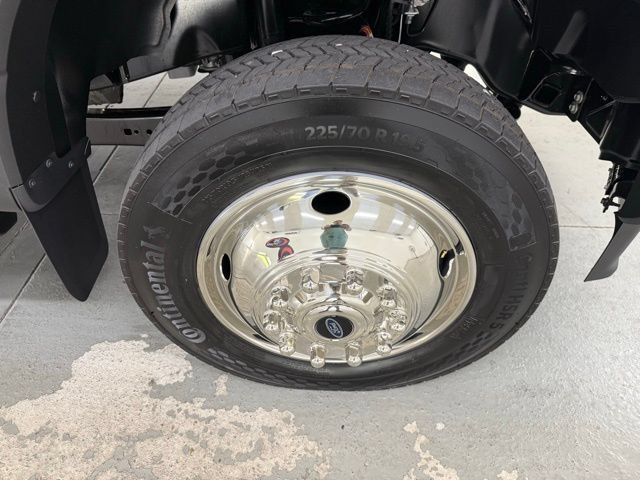 New 2026 Ford F450 XL w/ XL Chrome Package AWD/4WD image 4