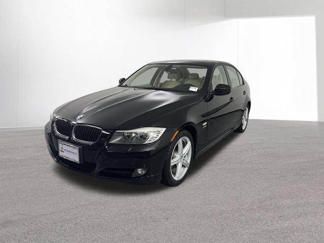 Used 2009 BMW 328i xDrive Sedan AWD/4WD image 2