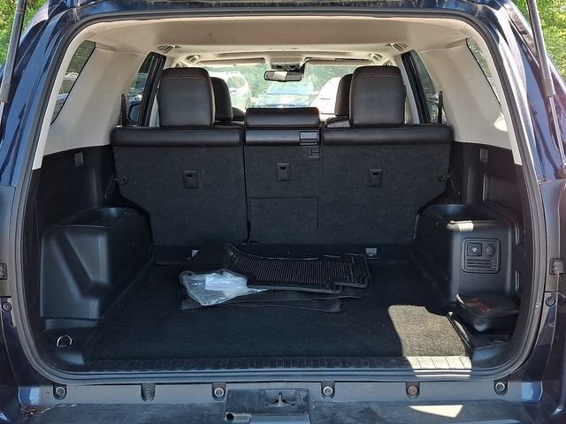 Used 2021 Toyota 4Runner TRD Off-Road Premium w/ Moonroof Package AWD/4WD image 32