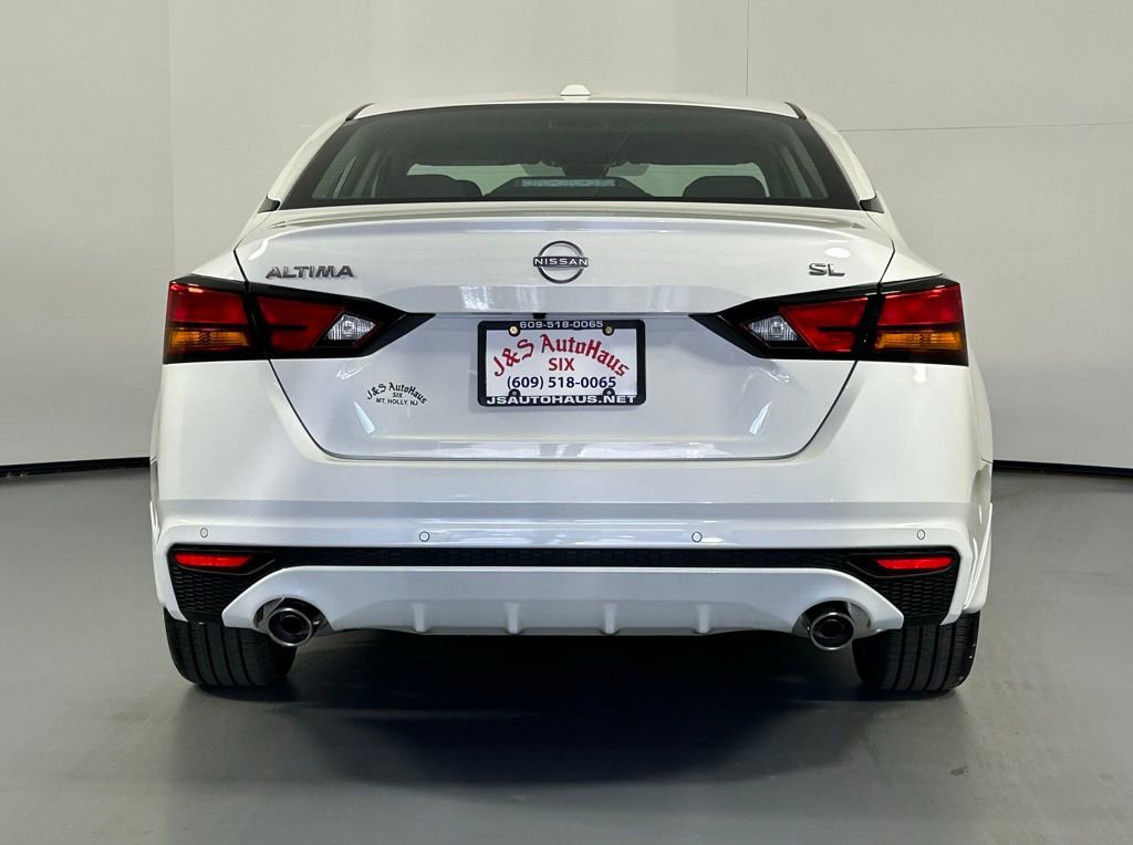 Used 2025 Nissan Altima 2.5 SL FWD image 6
