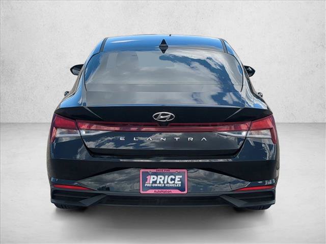 Used 2021 Hyundai Elantra SEL w/ Convenience Package FWD image 15