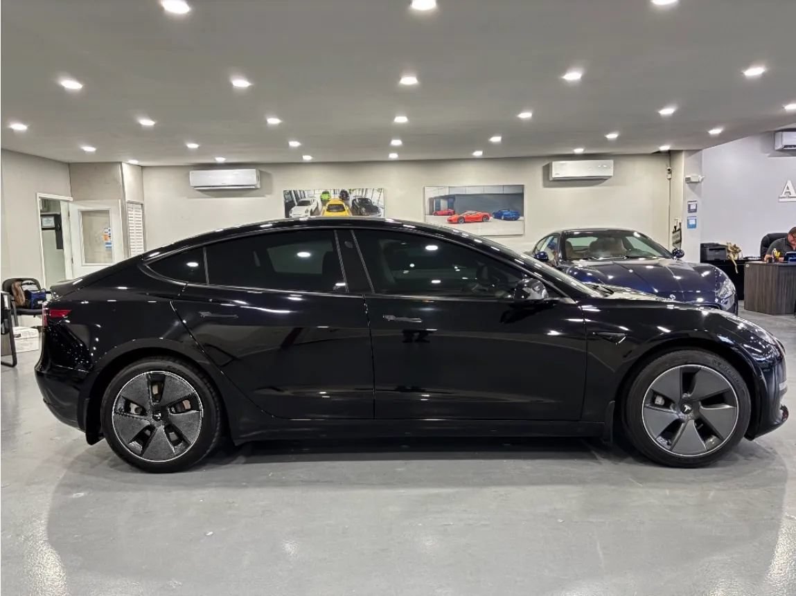 Used 2021 Tesla Model 3 Standard Range RWD image 8