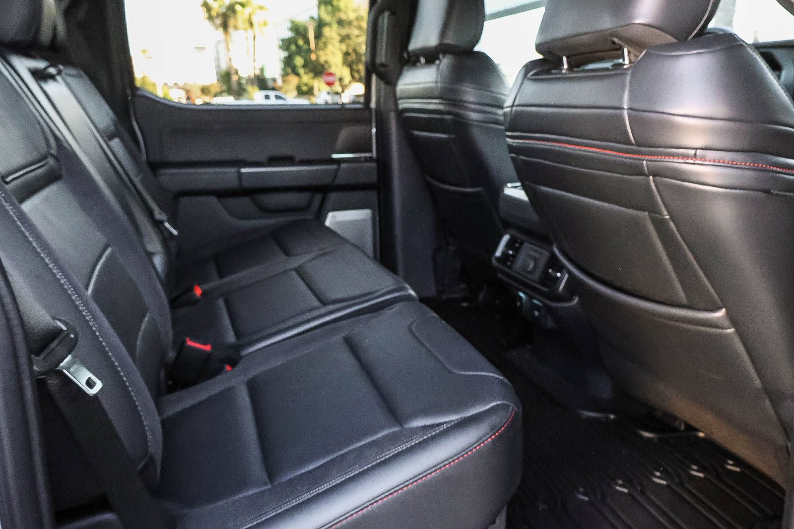 Used 2024 Ford F150 Raptor AWD/4WD image 19