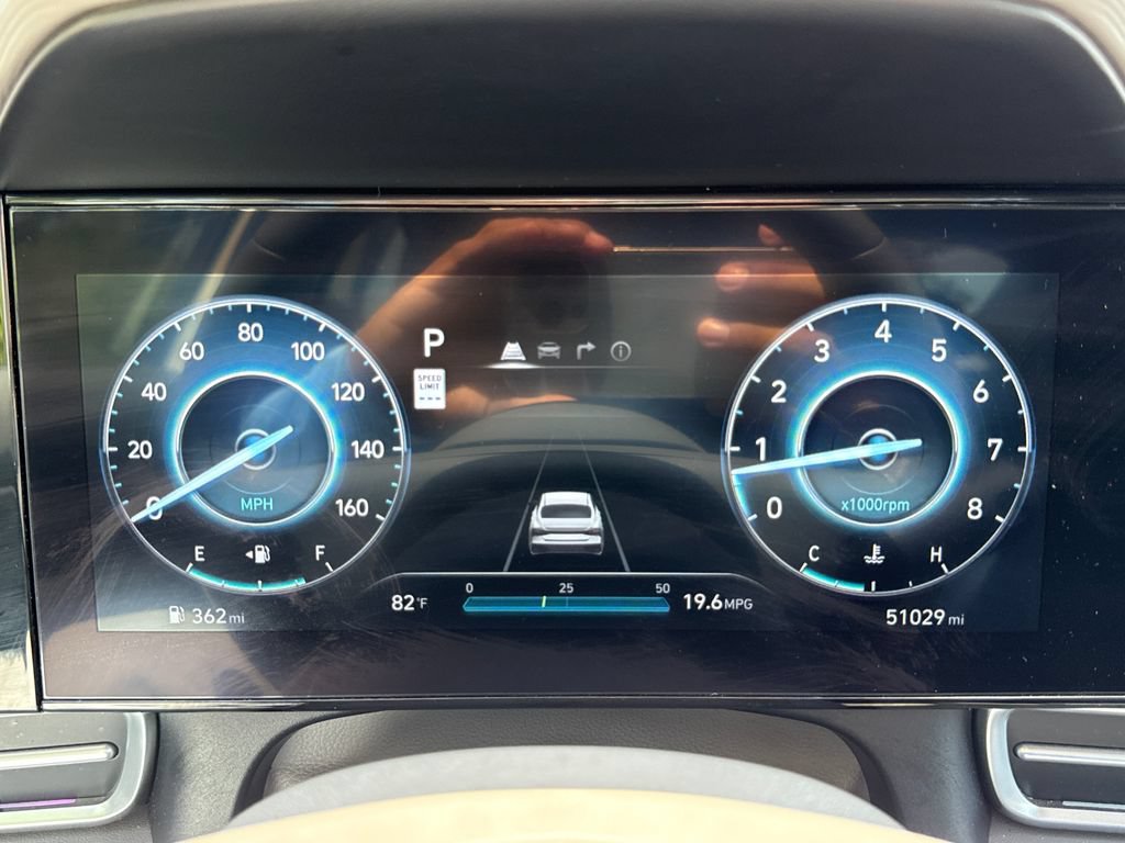 Used 2025 Hyundai Elantra SEL FWD image 21