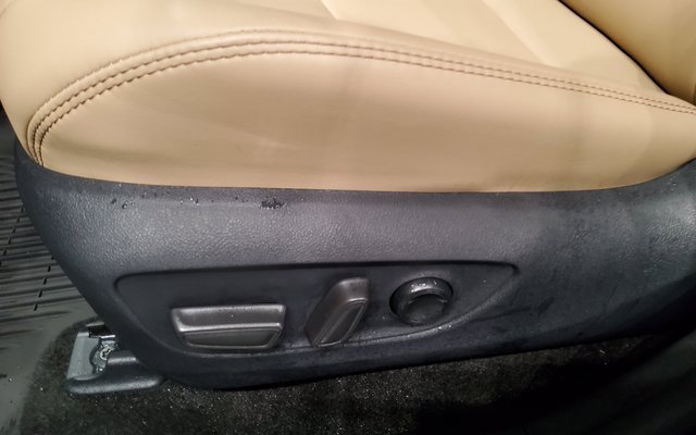 Used 2025 Toyota RAV4 XLE Premium image 25