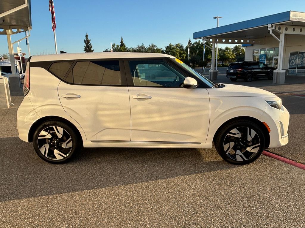 Used 2023 Kia Soul GT-Line image 4