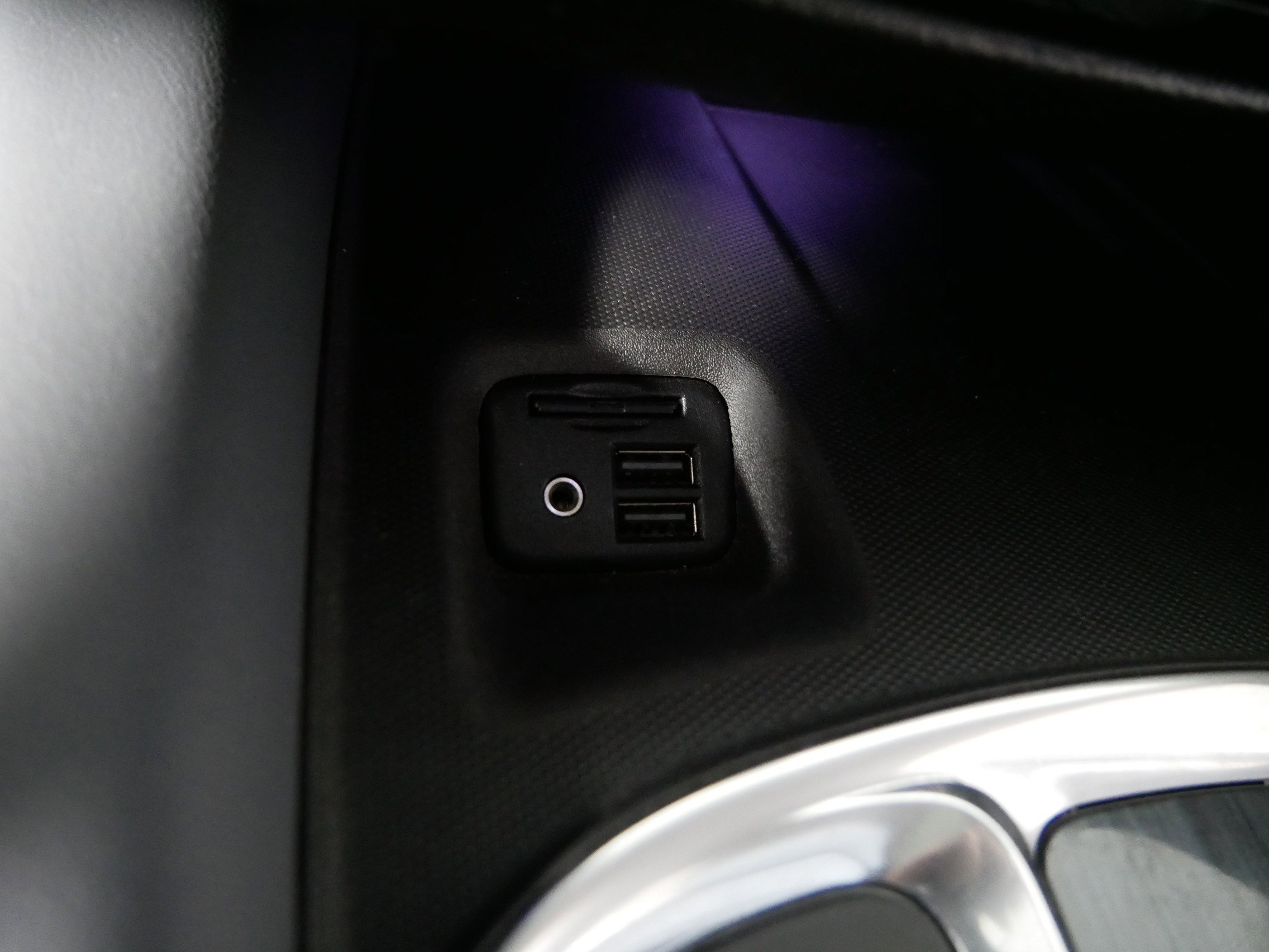 Used 2020 Buick Enclave Essence image 31