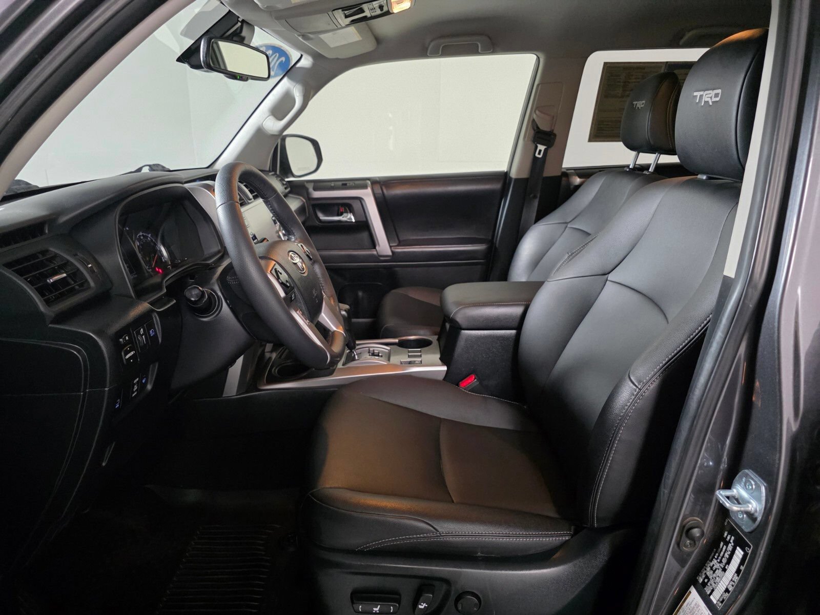 Used 2022 Toyota 4Runner TRD Sport w/ Technology Package RWD image 14