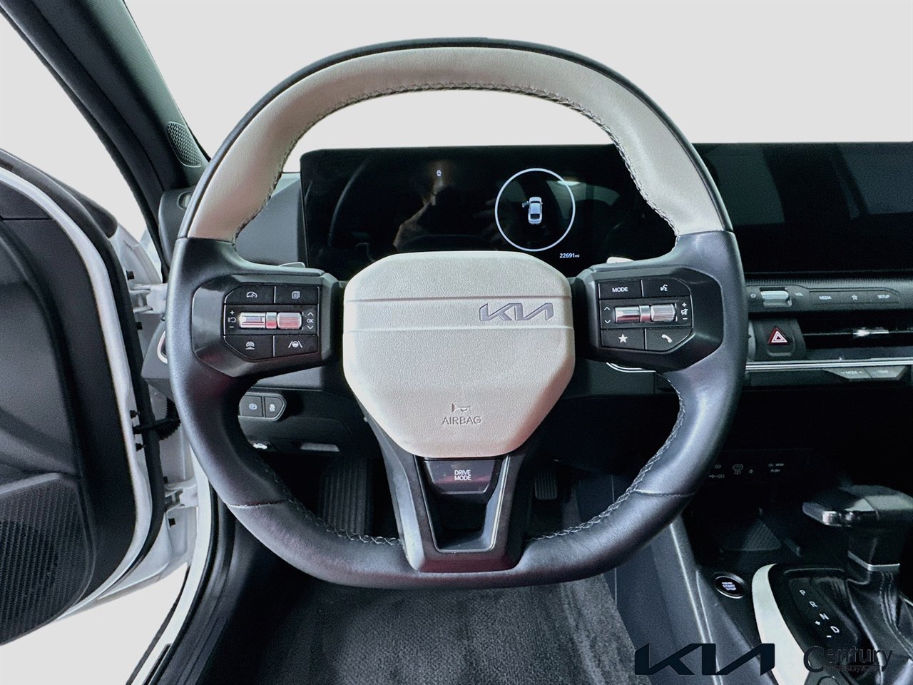 Certified 2025 Kia K4 GT-Line FWD image 11