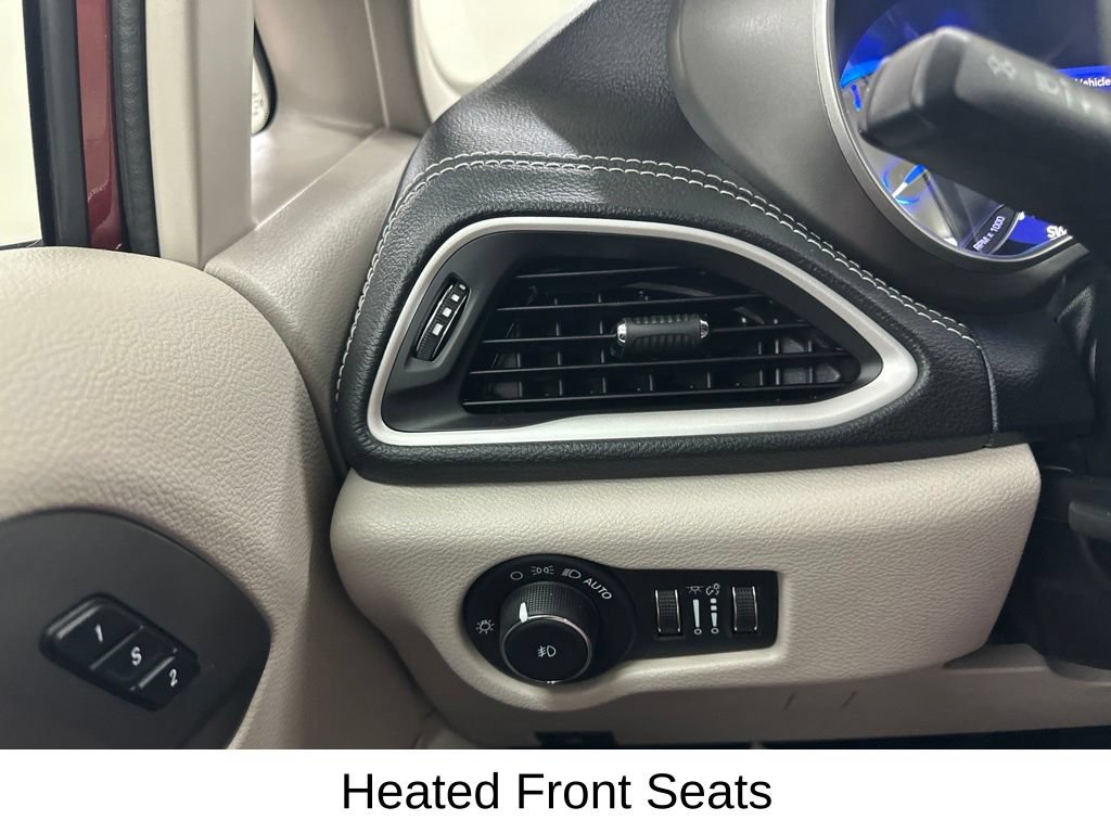 Used 2023 Chrysler Pacifica Touring-L AWD/4WD image 40
