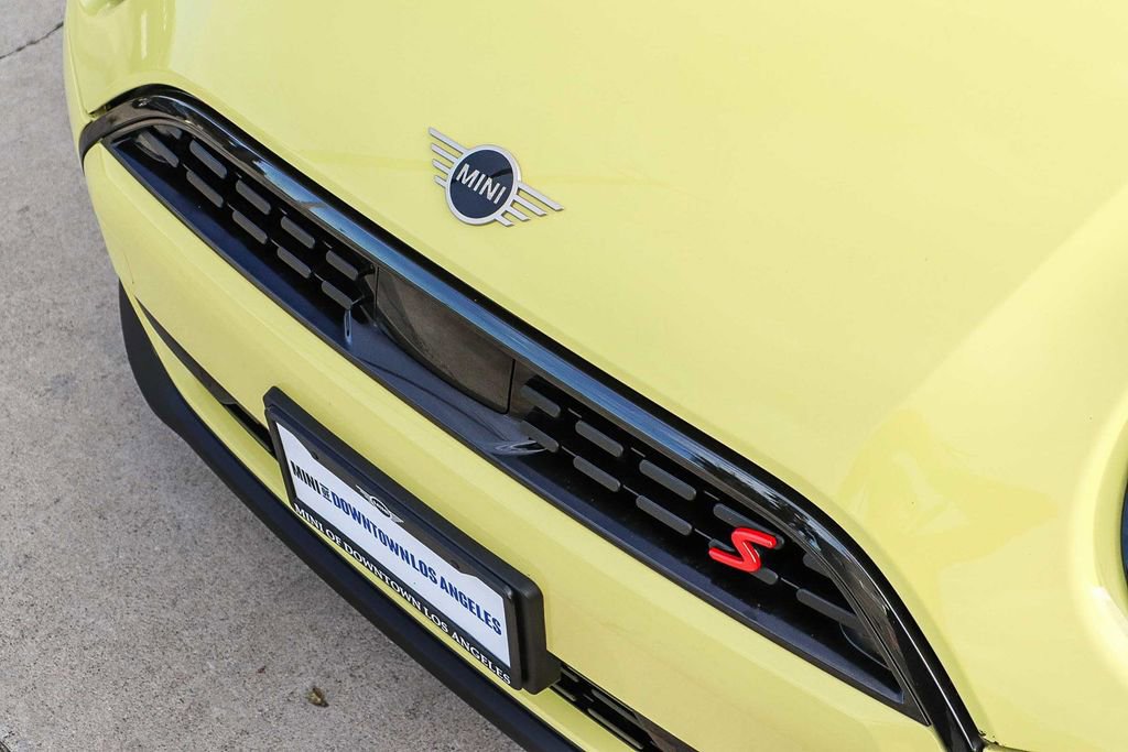 Used 2025 MINI Cooper S image 9