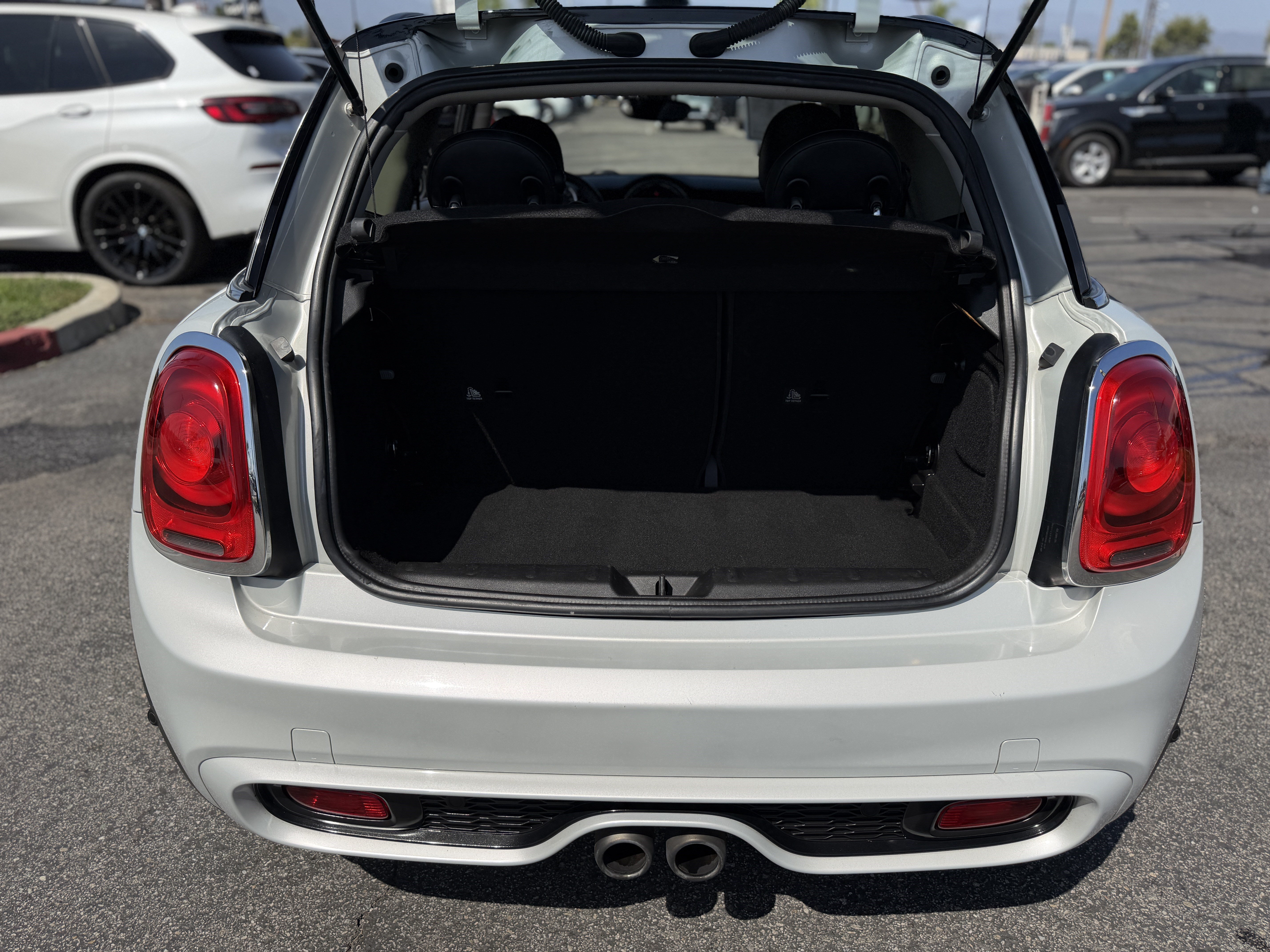 Used 2017 MINI Cooper S FWD image 10