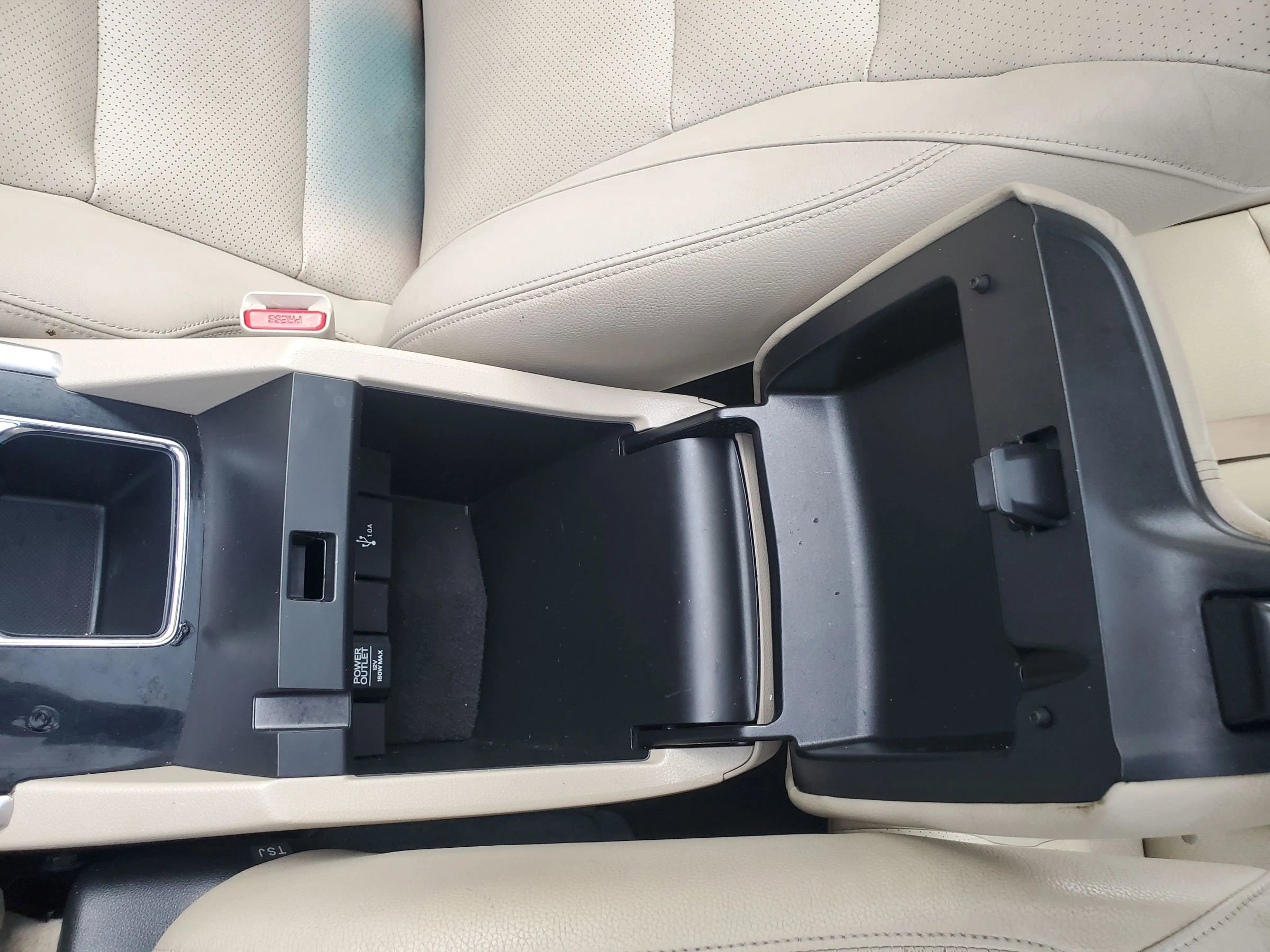 Used 2017 Honda Accord Touring image 35