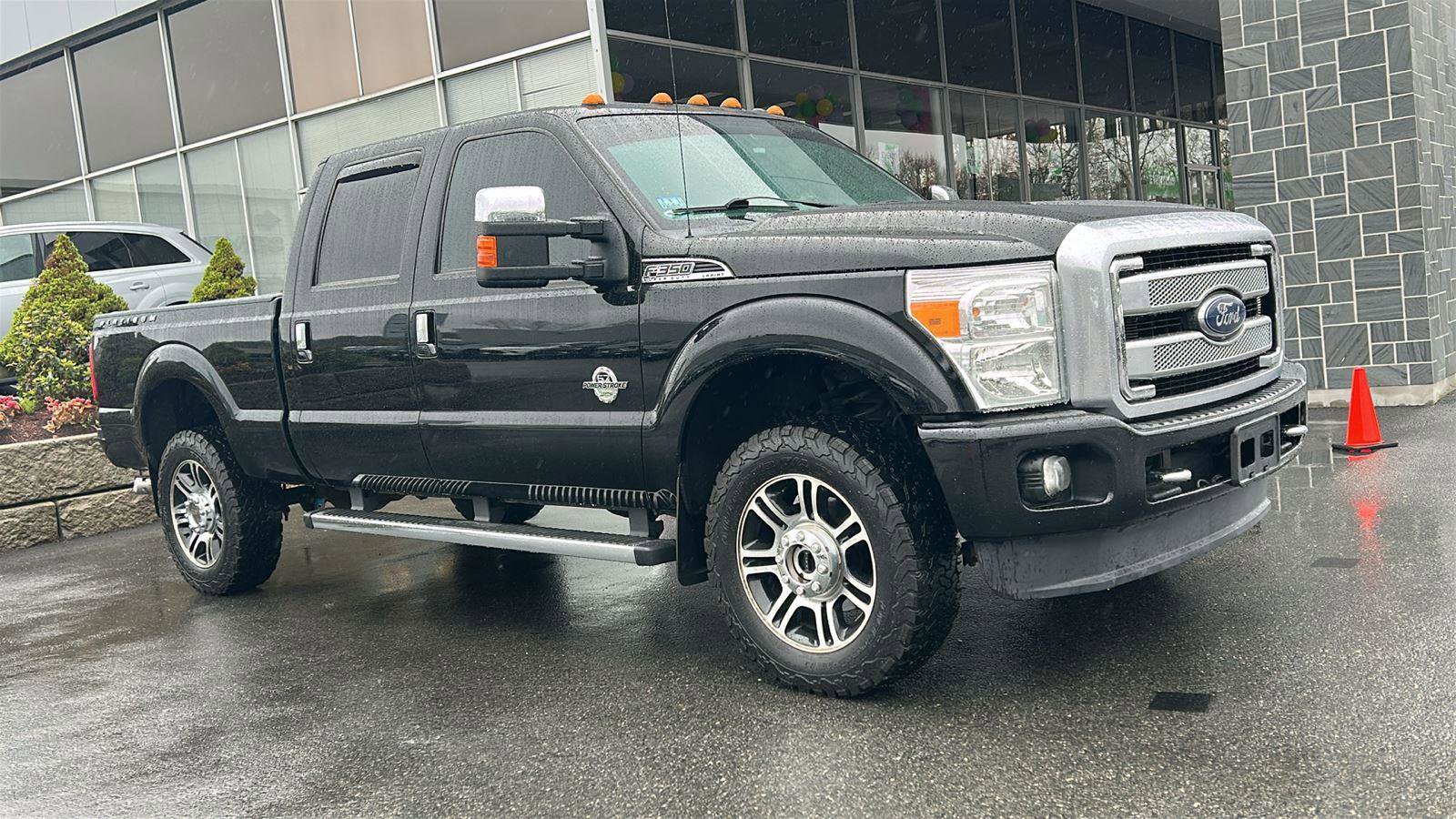 Used 2016 Ford F350 Platinum w/ Platinum Package AWD/4WD image 1