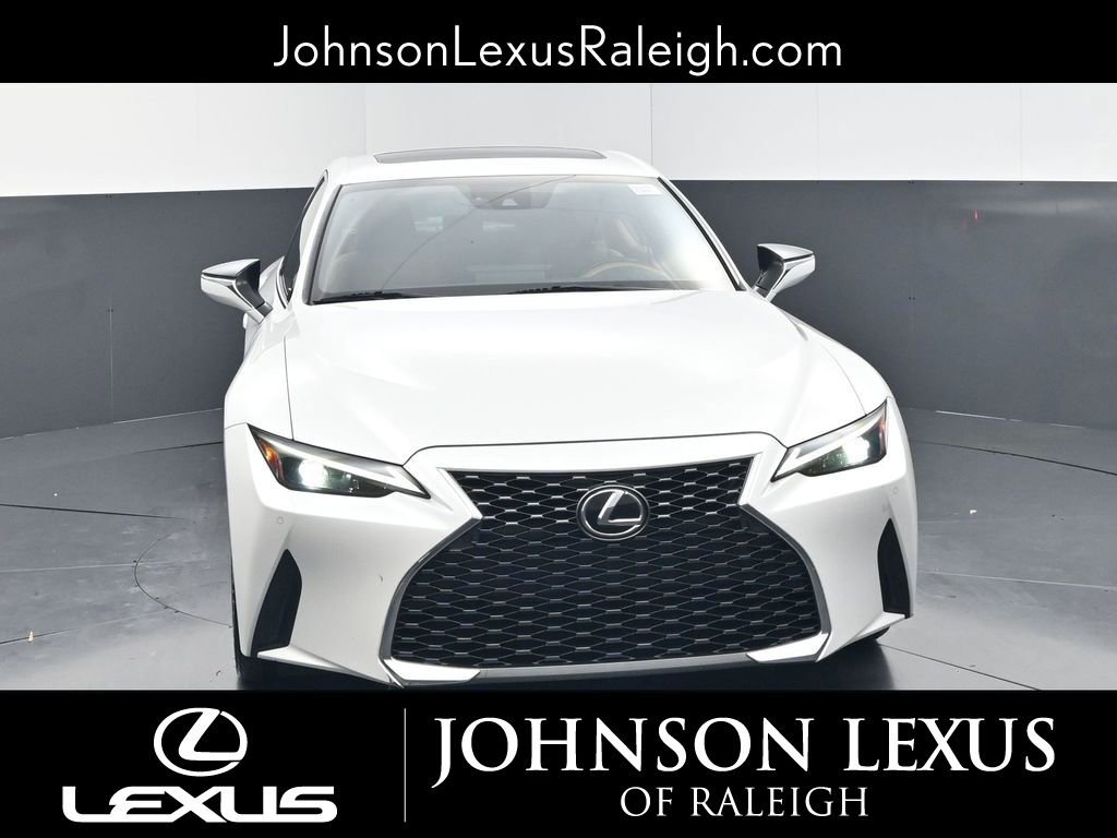 Used 2022 Lexus IS 300 AWD w/ Premium Package image 4