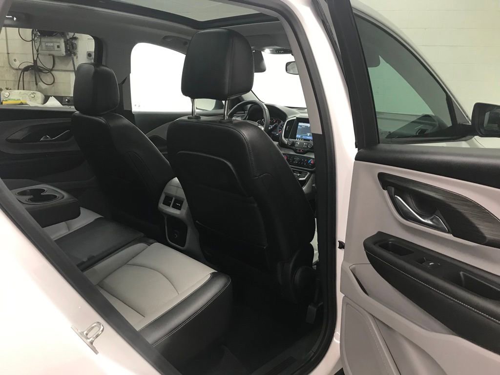 Used 2022 GMC Terrain SLT w/ Infotainment Package II image 33
