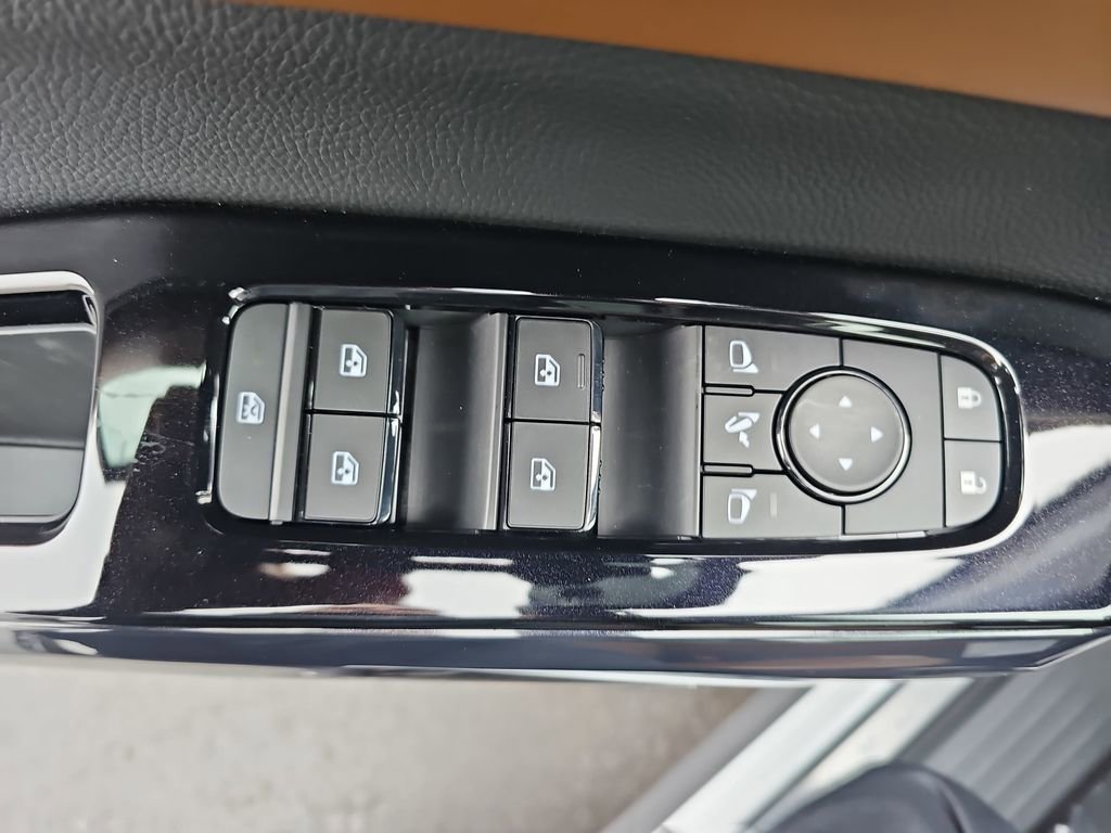 New 2026 Nissan Pathfinder Platinum image 31