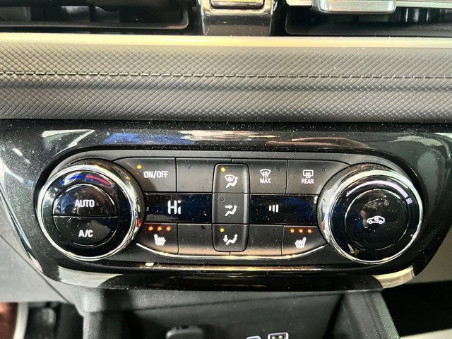 Used 2025 Chevrolet TrailBlazer LT w/ Convenience Package image 16