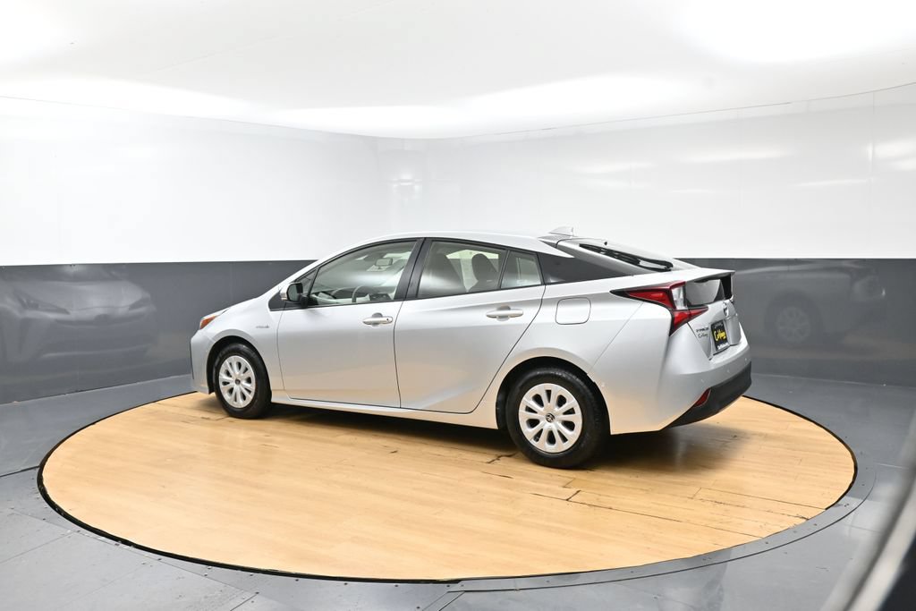 Used 2022 Toyota Prius LE FWD image 6