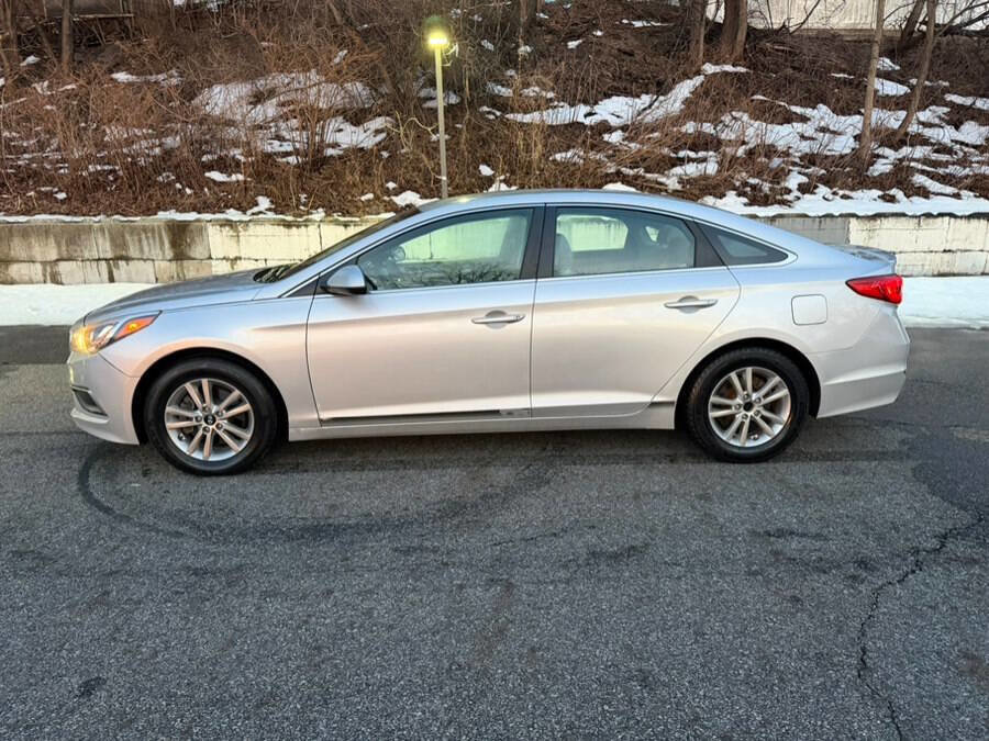 Used 2017 Hyundai Sonata SE FWD image 5