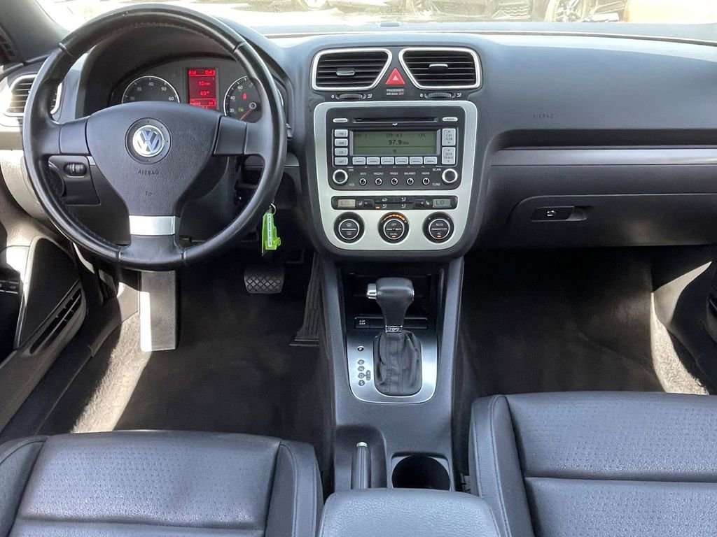 Used 2009 Volkswagen Eos Komfort image 16
