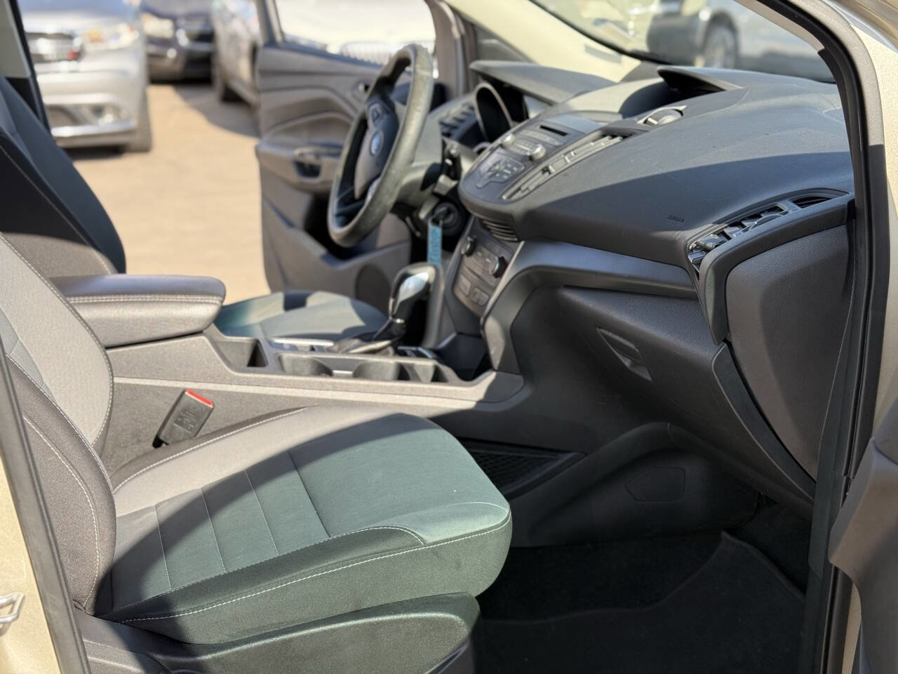 Used 2018 Ford Escape S image 17