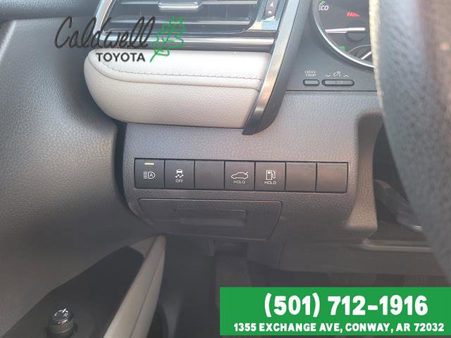 Used 2022 Toyota Camry LE image 17