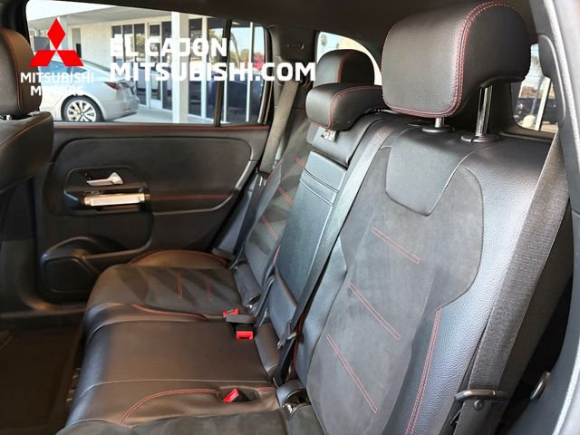Used 2022 Mercedes-Benz GLB 250 4MATIC image 12