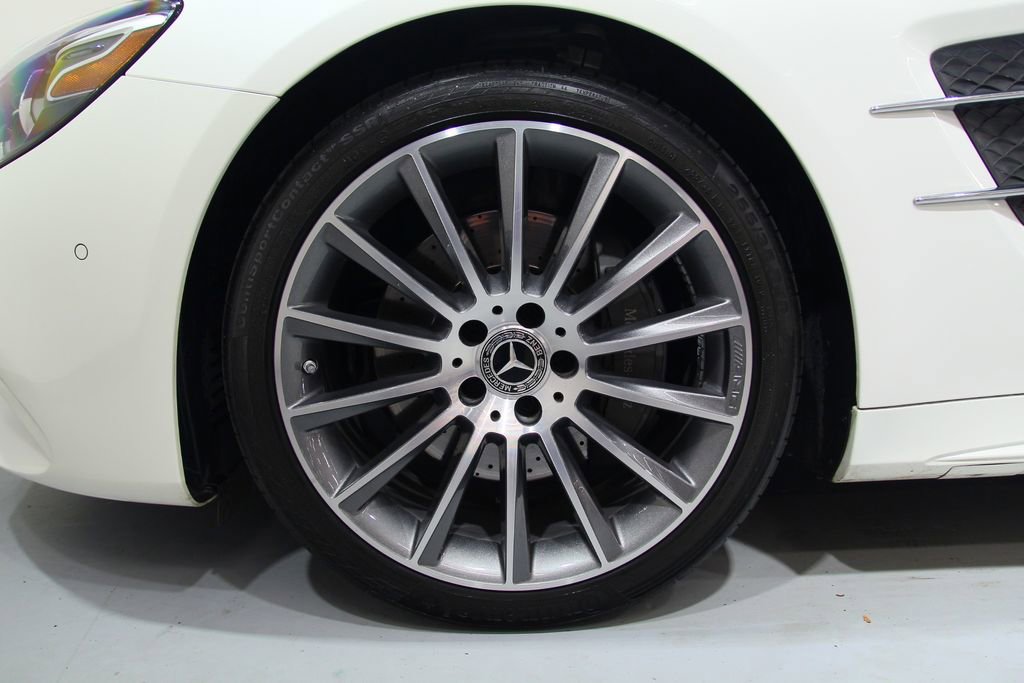 Used 2018 Mercedes-Benz SL 550 image 18