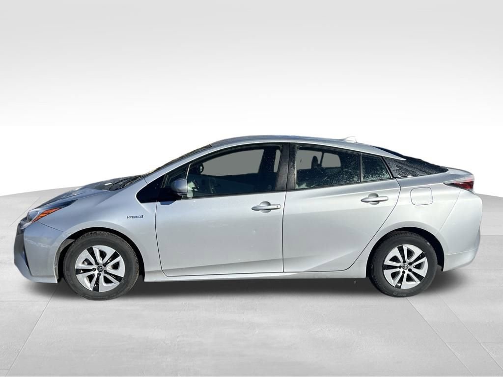 Used 2016 Toyota Prius Three image 6