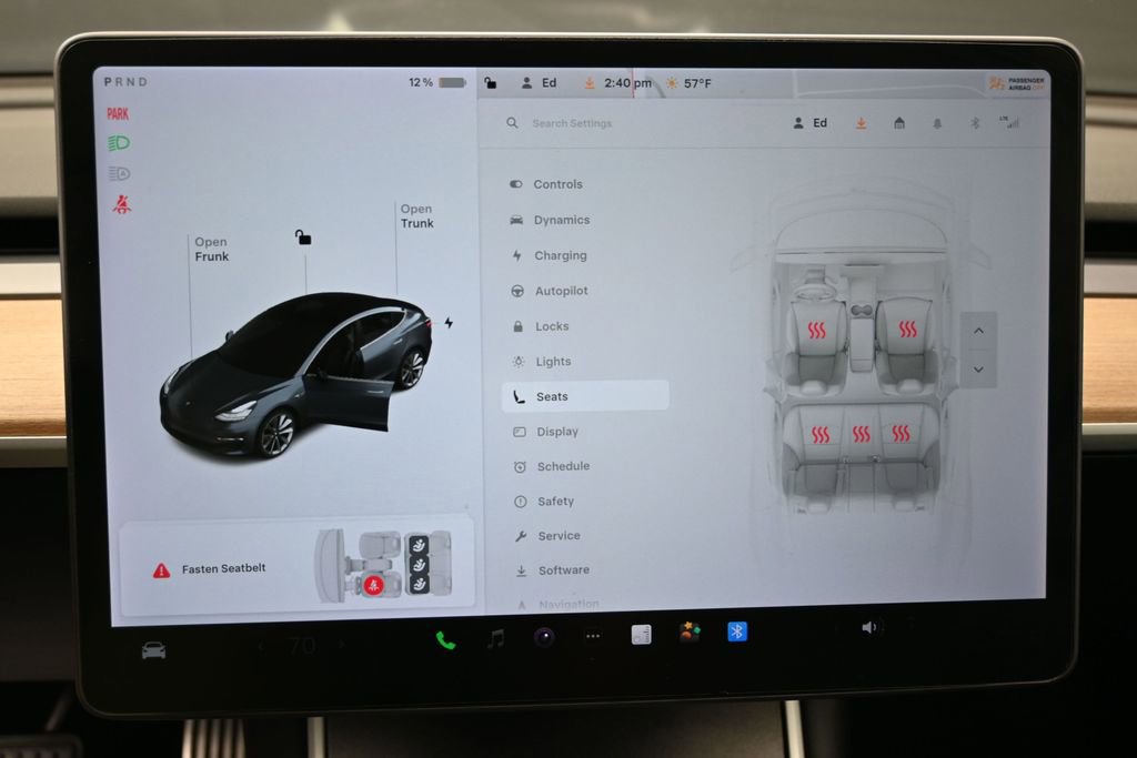 Used 2018 Tesla Model 3 Long Range image 29