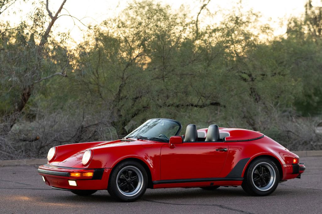 Used 1989 Porsche 911 Carrera image 32