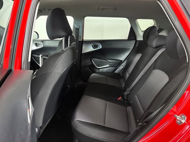 Used 2025 Kia Soul LX w/ LX Technology Package image 25