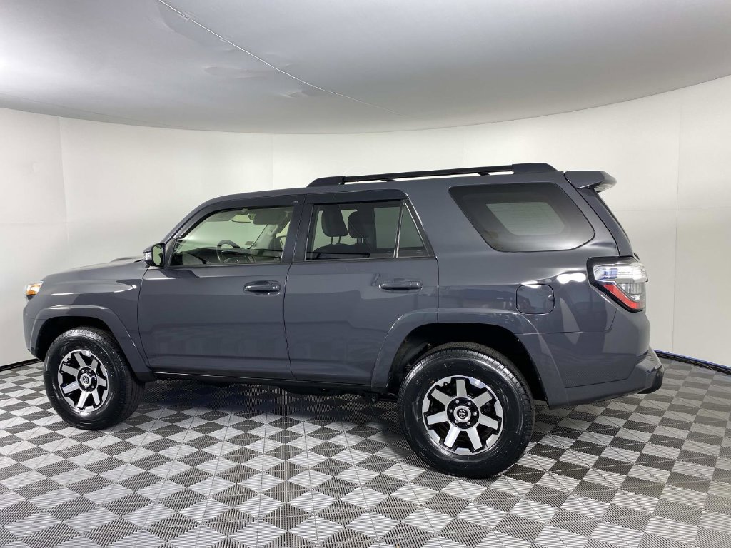 Used 2024 Toyota 4Runner TRD Off-Road Premium w/ Moonroof Package AWD/4WD image 5