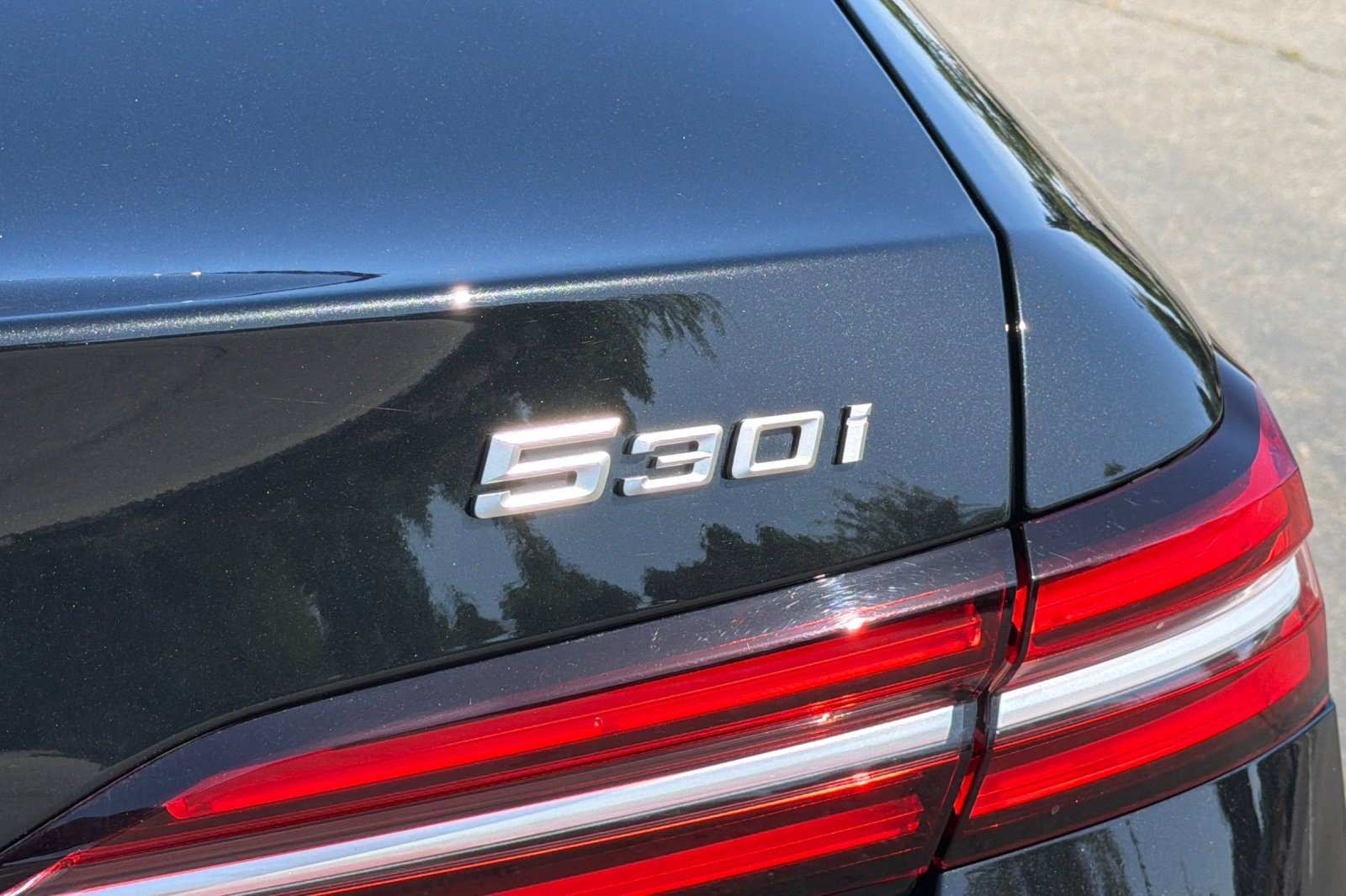 Used 2026 BMW 530i RWD image 38