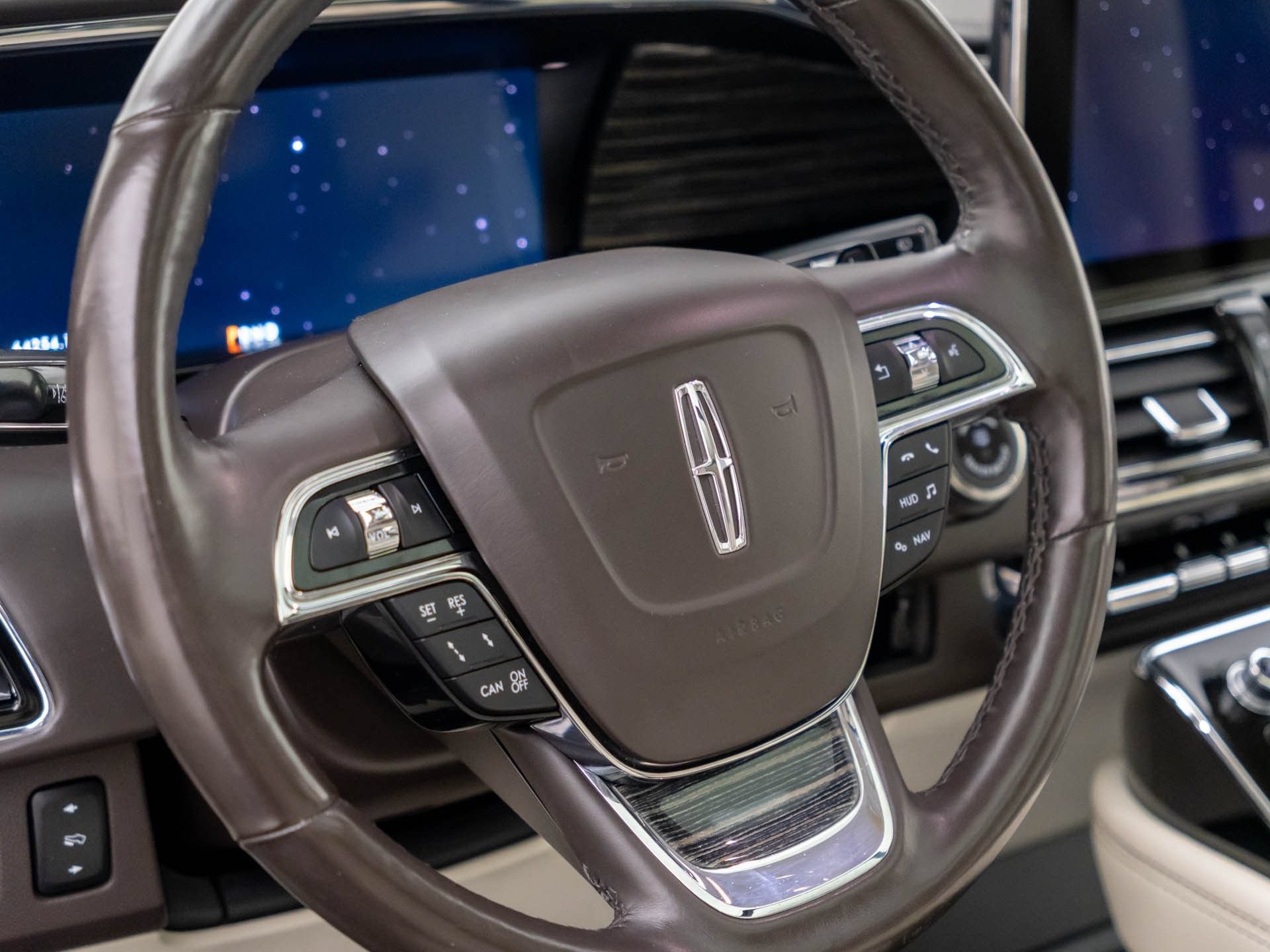 Used 2021 Lincoln Navigator Black Label AWD/4WD image 23