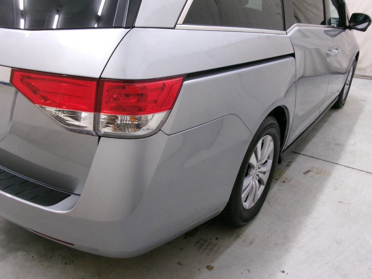 Used 2016 Honda Odyssey EX-L image 7