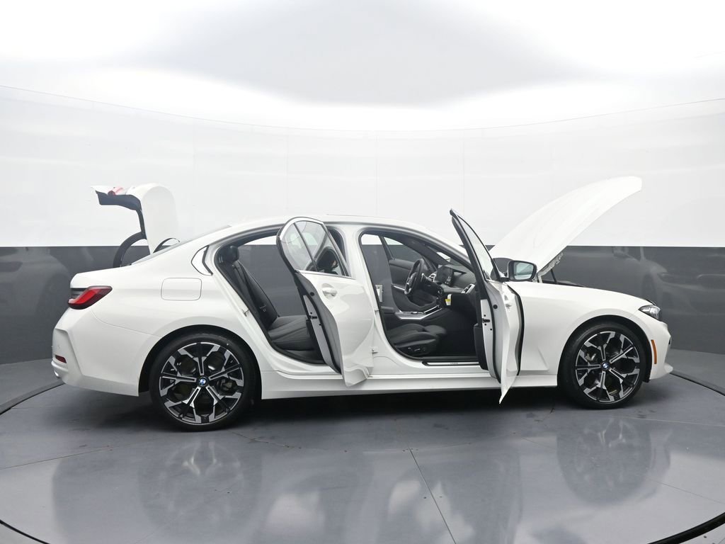 New 2025 BMW 330i xDrive Sedan w/ Premium Package AWD/4WD image 44