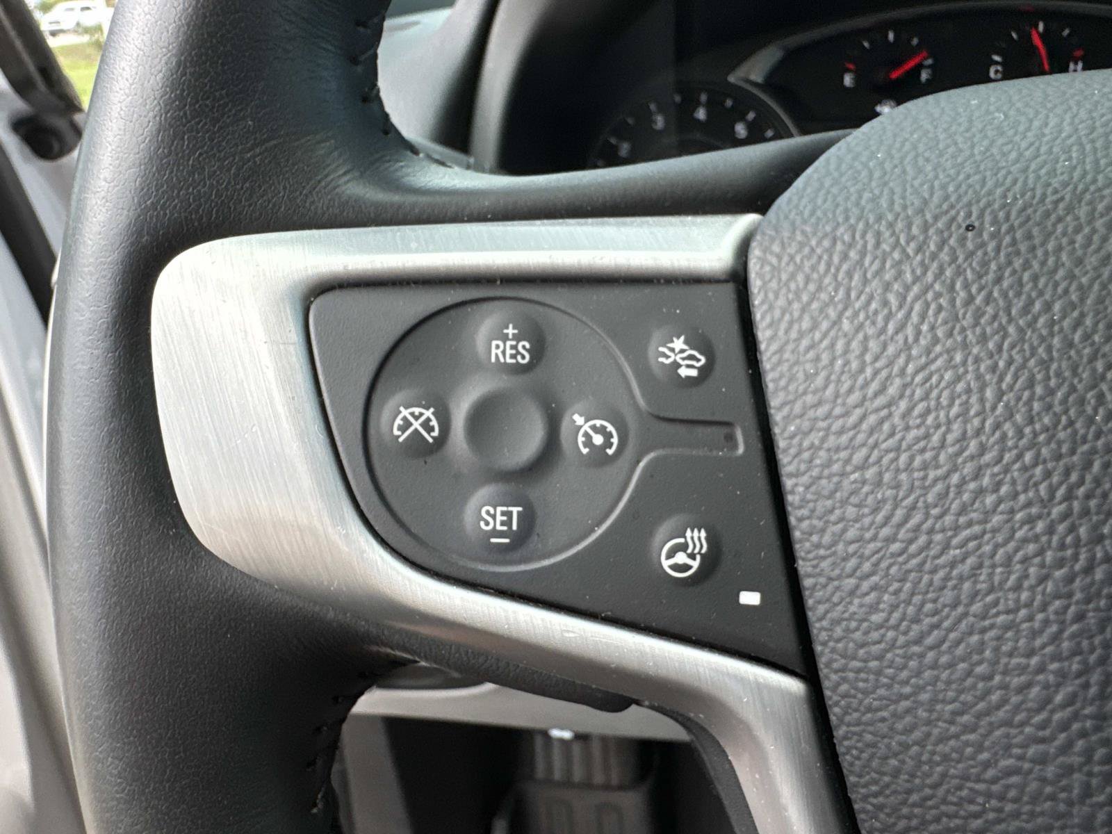 Used 2022 GMC Terrain SLT w/ LPO, Floor Liner Package FWD image 34