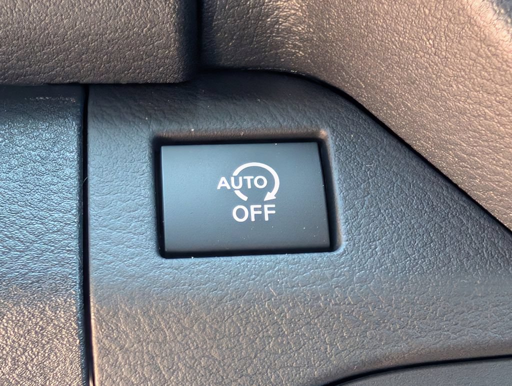 Used 2025 Nissan Frontier PRO-4X w/ Pro Convenience Package AWD/4WD image 29