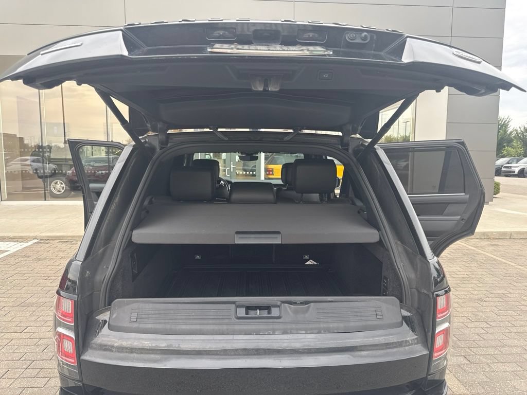 Used 2019 Land Rover Range Rover Long Wheelbase Supercharged AWD/4WD image 17