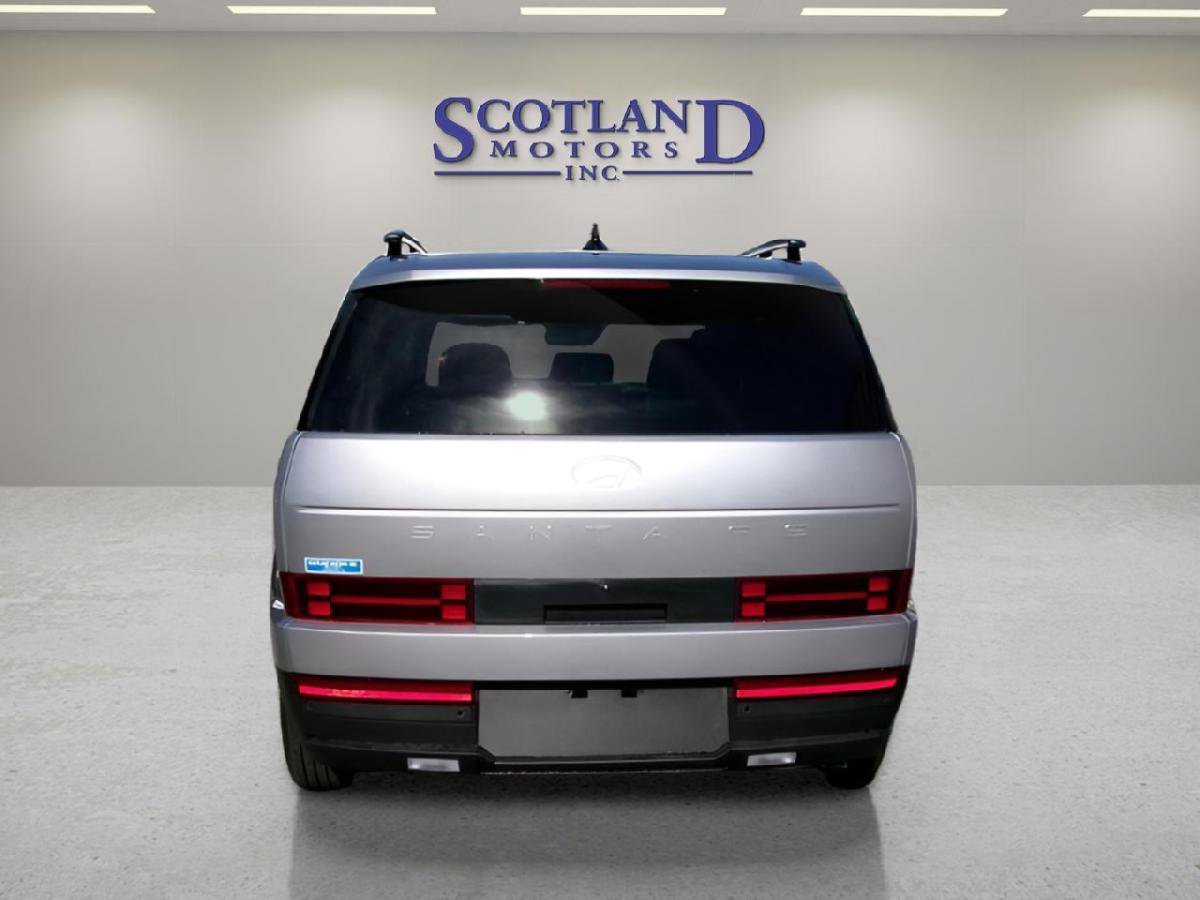Used 2026 Hyundai Santa Fe SEL image 7