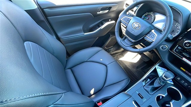 New 2026 Toyota Highlander XLE image 15