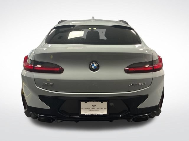 Used 2023 BMW X4 xDrive30i w/ M Sport Package AWD/4WD image 4