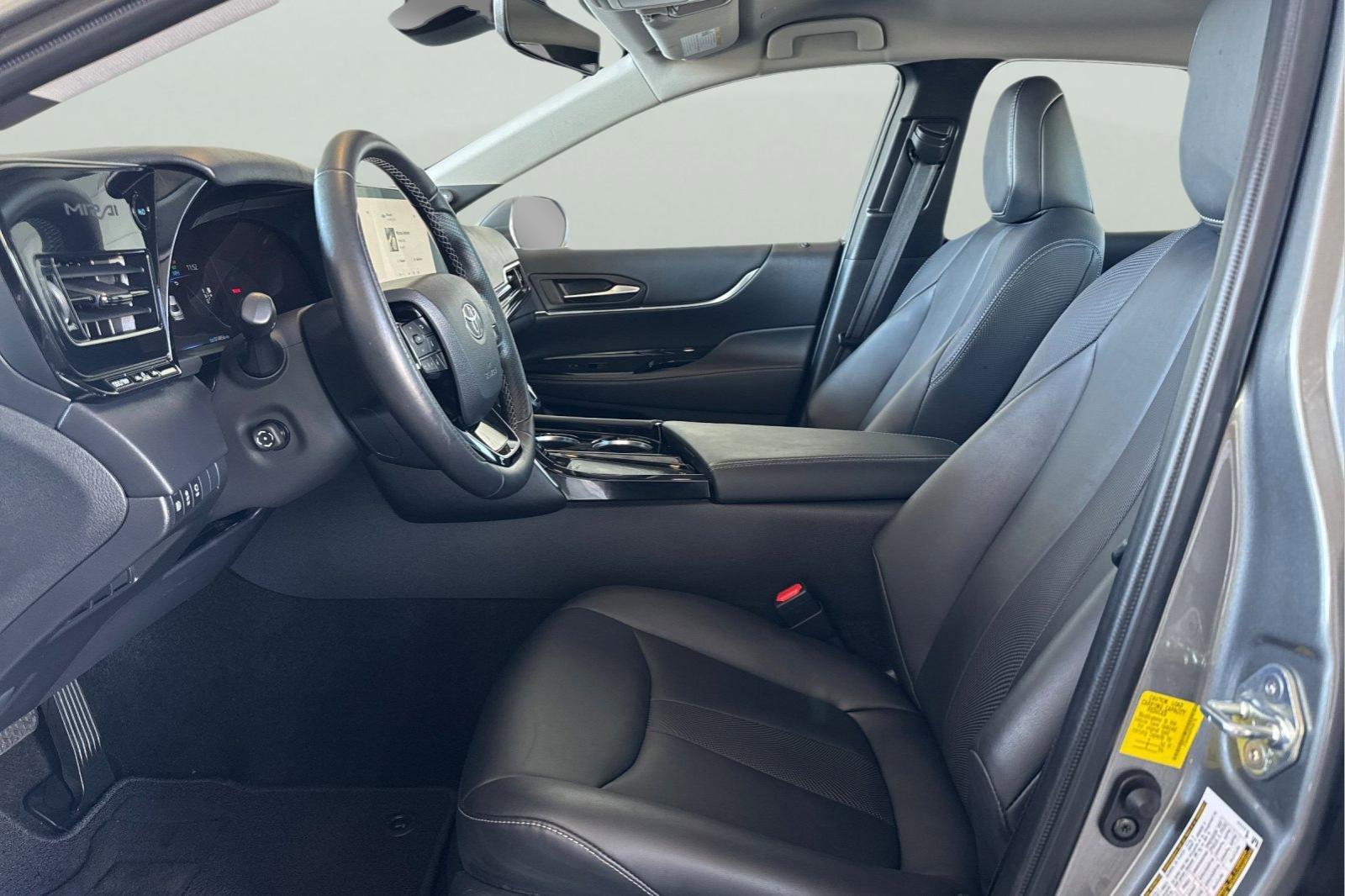 Certified 2023 Toyota Mirai XLE image 14