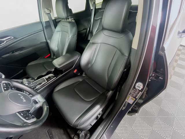 Used 2025 Kia Sportage EX FWD image 22