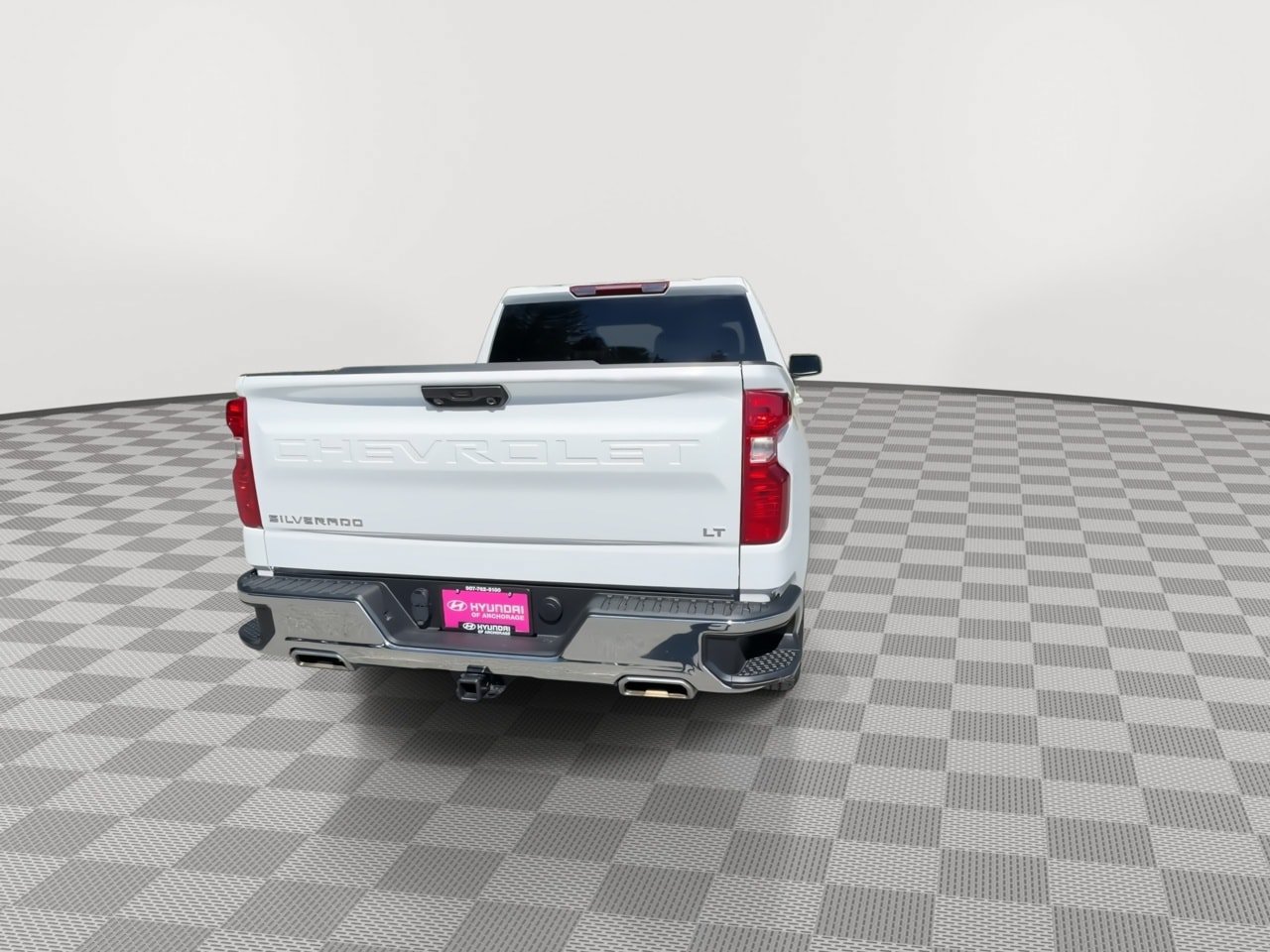 Used 2025 Chevrolet Silverado 1500 LT AWD/4WD image 7