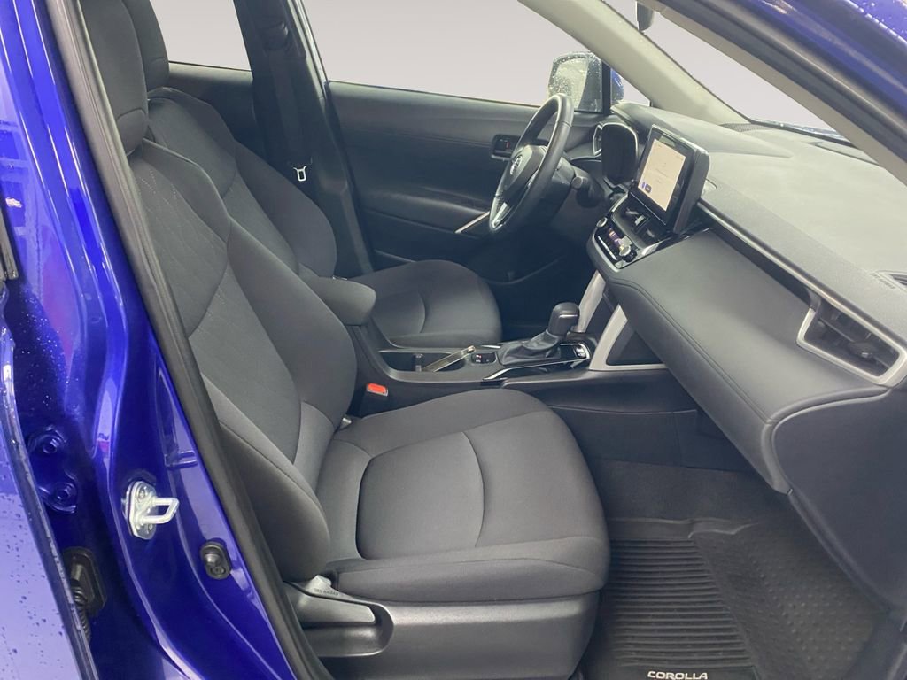 Used 2024 Toyota Corolla Cross LE image 15